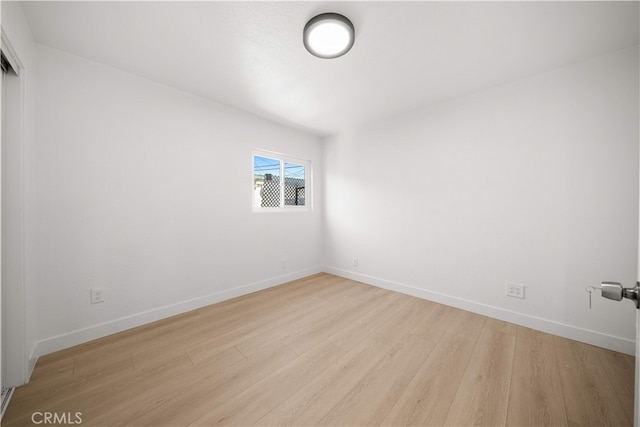 5832 6th Ave, Los Angeles, CA 90043 - empty room featuring light wood-style floors and baseboards