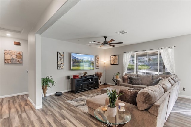 20793 Spring Mountain Rd, Riverside, CA 92507 - living area featuring light wood-style flooring, baseboards, ceiling fan, and recessed lighting