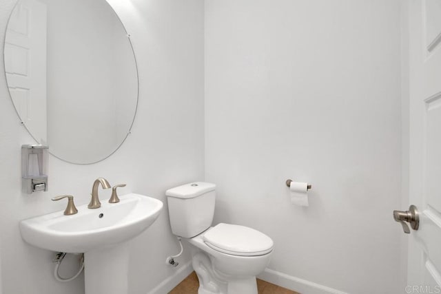 1733 Lemonadeberry Ln, Vista, CA 92084 - bathroom with baseboards and tile patterned floors