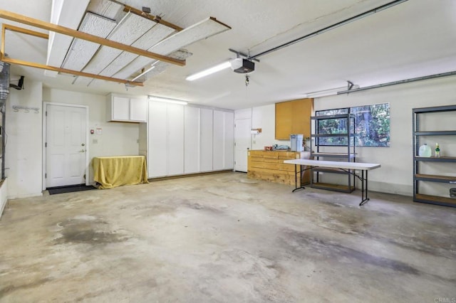 1575 Larson Ln, Fallbrook, CA 92028 - garage featuring a garage door opener
