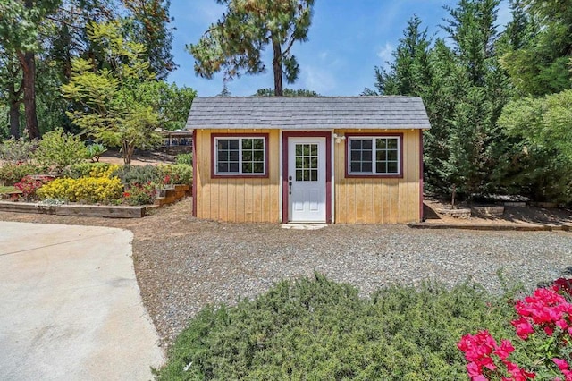 1575 Larson Ln, Fallbrook, CA 92028 - view of outdoor structure