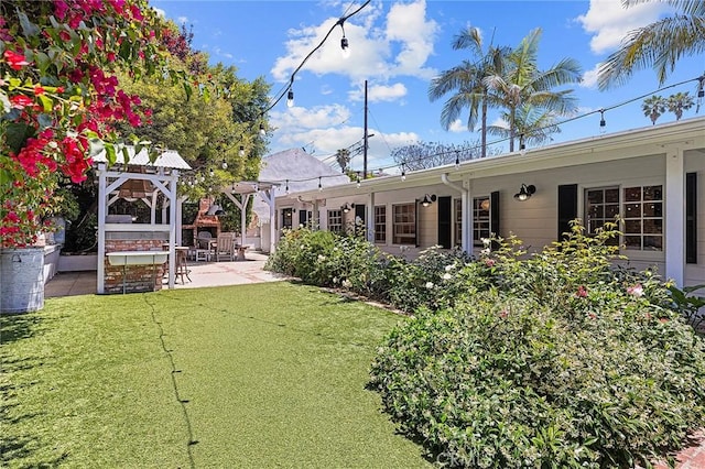 230 Esplanade, San Clemente, CA 92672 - view of grassy yard featuring a patio area