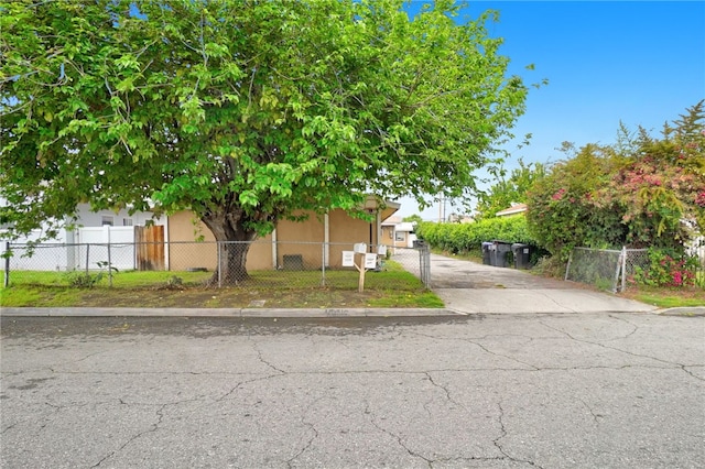 1214 Huff St, San Bernardino, CA 92410 - photo 4