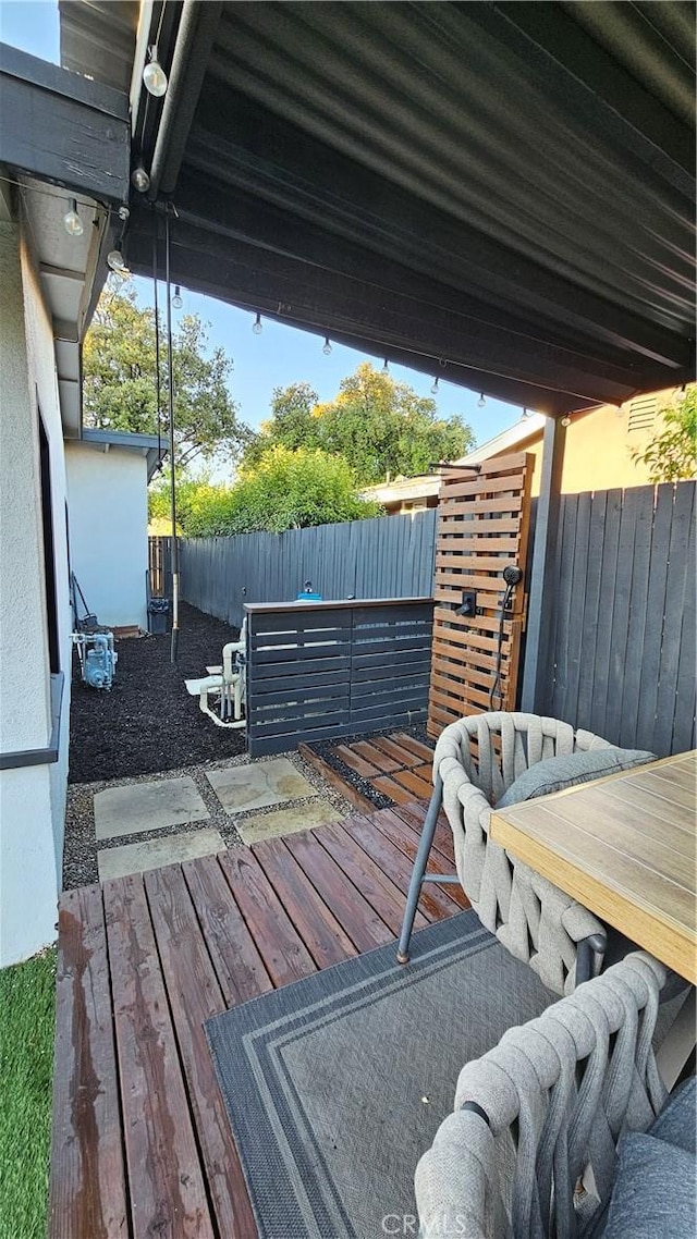 402 Hartzell Ave, Redlands, CA 92374 - deck with a fenced backyard