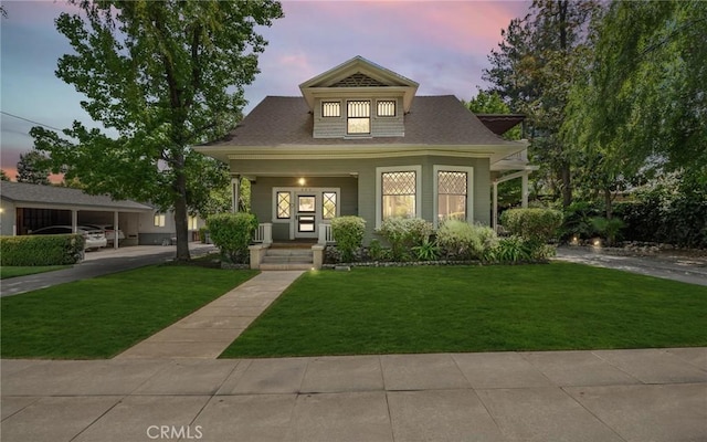 337 S Center St, Redlands, CA 92373 - bungalow featuring a porch and a front lawn