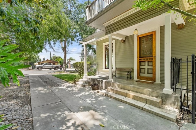 337 S Center St, Redlands, CA 92373 - view of covered porch
