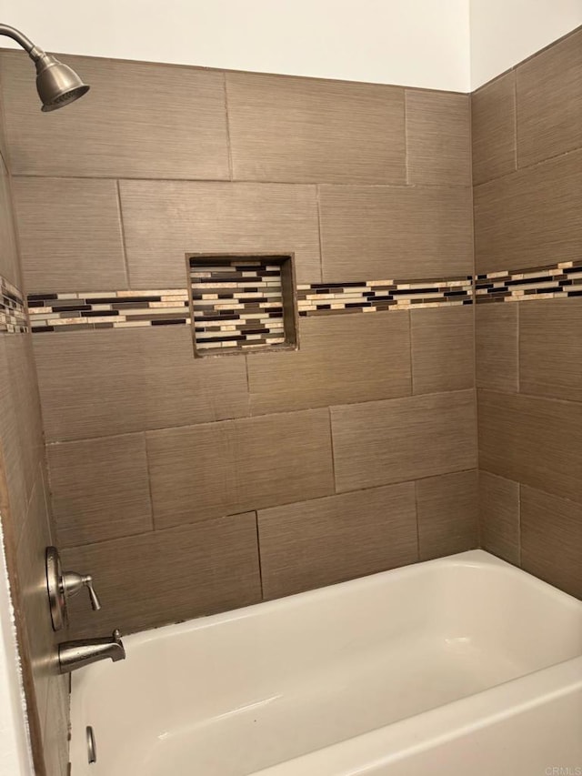 1103 Manzana Way, San Diego, CA 92139 - full bathroom featuring shower / washtub combination