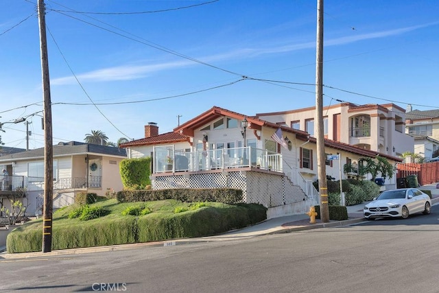 900 W 37th St, San Pedro, CA 90731 - view of front facade featuring a chimney