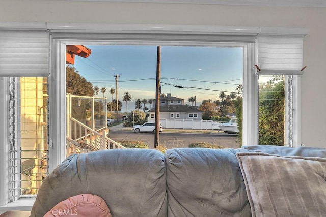 900 W 37th St, San Pedro, CA 90731 - view of entryway