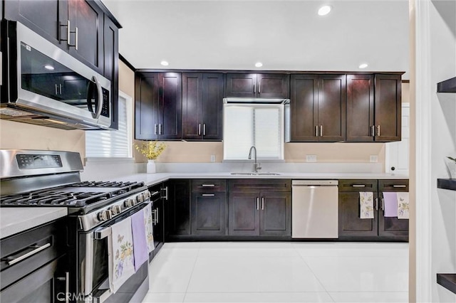 423 S Poinsettia Ave, Compton, CA 90221 - photo 22