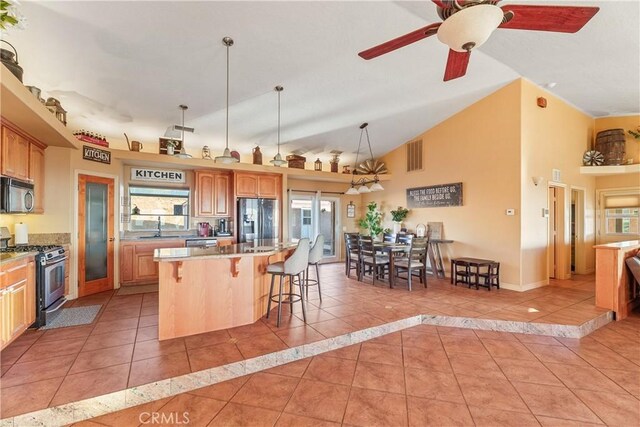 23053 Roundup Way, Apple Valley, CA 92308 - photo 10