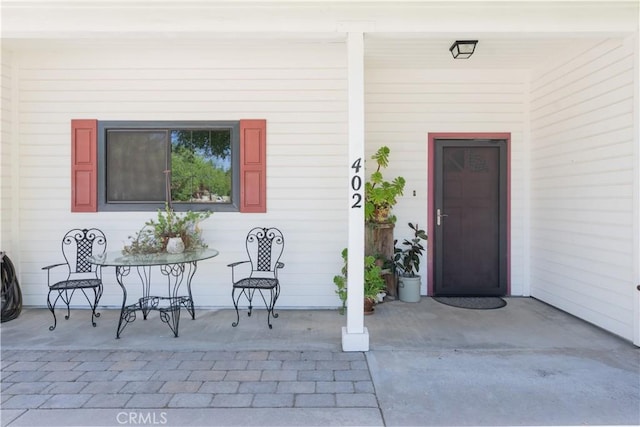 402 9th St, Paso Robles, CA 93446 - view of exterior entry