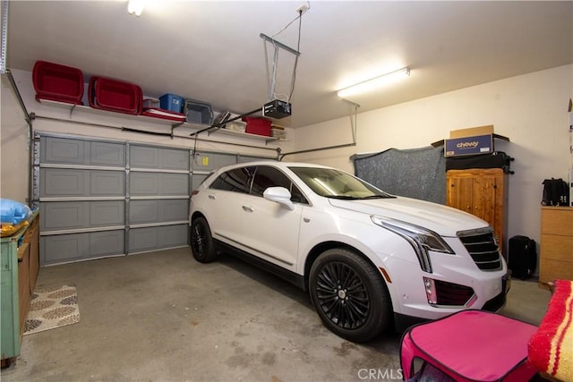 402 9th St, Paso Robles, CA 93446 - garage with a garage door opener