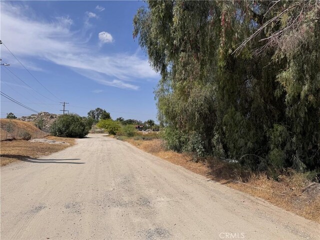 595 W 11th St, Perris, CA 92570
