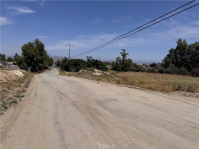 595 W 11th St, Perris, CA 92570