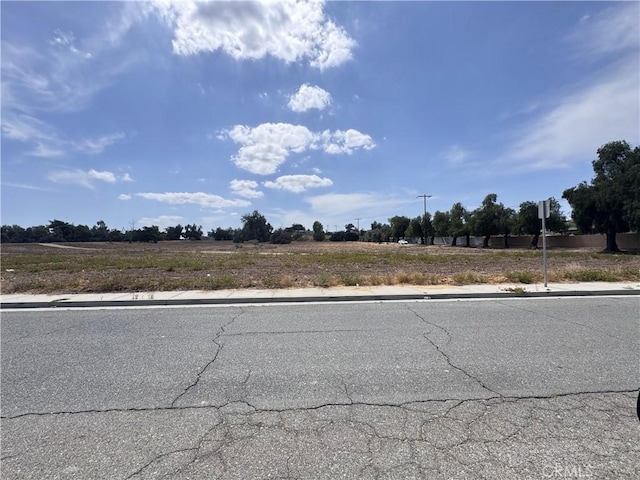 595 W 11th St, Perris, CA 92570