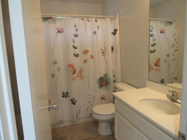 1362 Buckwheat Trl, Campo, CA 91906 - bathroom featuring toilet, vanity, and a shower with shower curtain