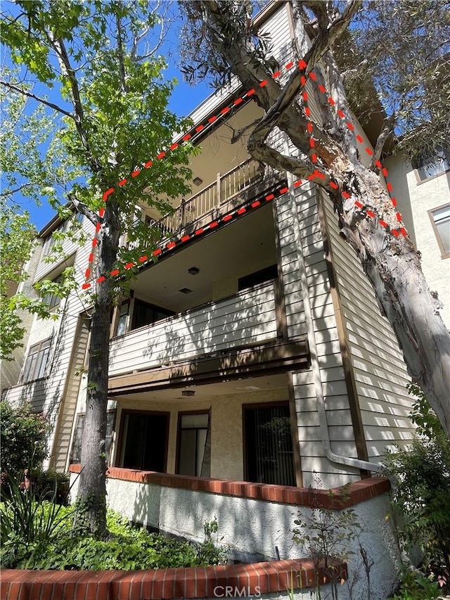 2563 Plaza Del Amo Unit 304, Torrance, CA 90503 - view of side of property featuring a balcony