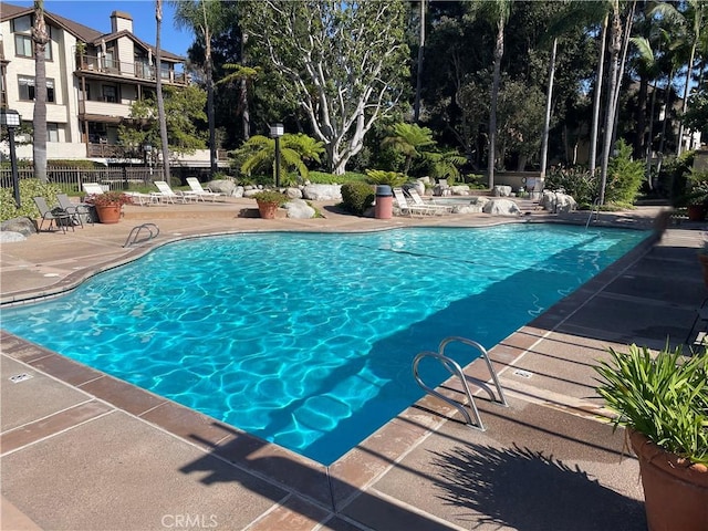 2563 Plaza Del Amo Unit 304, Torrance, CA 90503 - community pool featuring a patio area