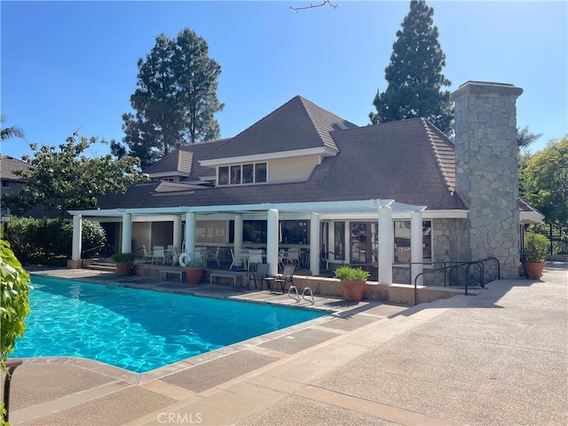 2563 Plaza Del Amo Unit 304, Torrance, CA 90503 - outdoor pool with a patio area