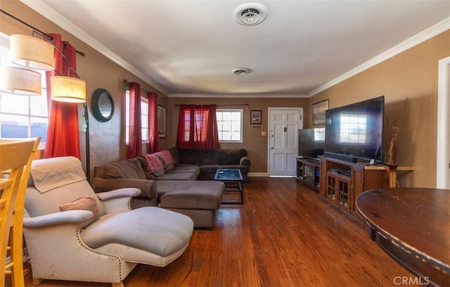 4547 W 141st St, Hawthorne, CA 90250 - living room with wood finished floors and crown molding