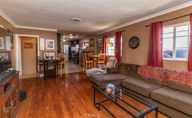 4547 W 141st St, Hawthorne, CA 90250 - living area with wood finished floors and crown molding