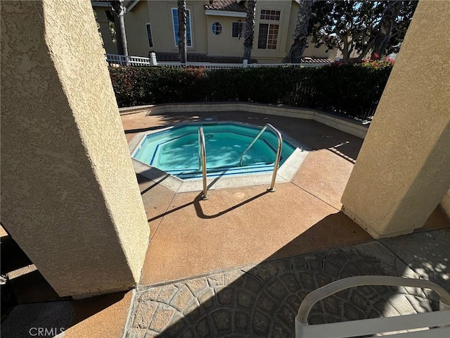 27971 Via Moreno, Laguna Niguel, CA 92677 - view of pool featuring a community hot tub and a swimming pool