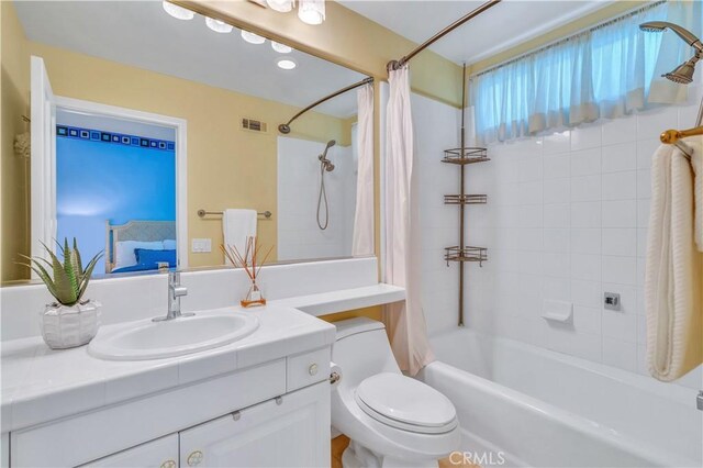 48 Via Porto Grande, Rancho Palos Verdes, CA 90275 - bathroom featuring shower / bath combination with curtain and vanity
