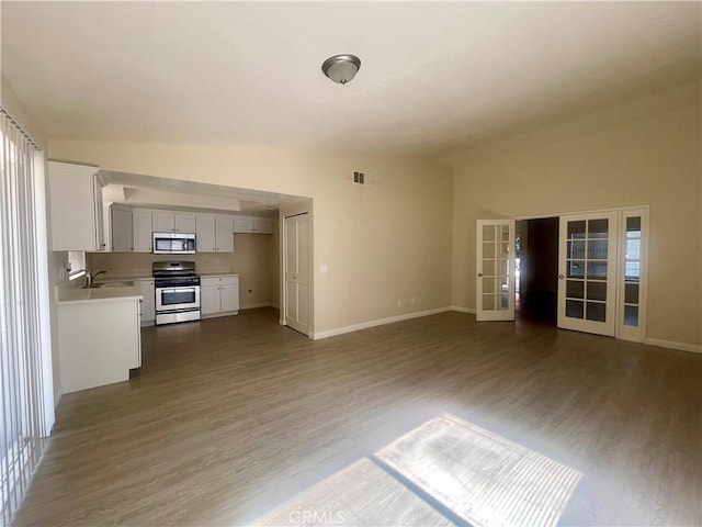 1305 Herzel Ave, Lancaster, CA 93535 - photo 6