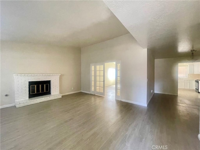 1305 Herzel Ave, Lancaster, CA 93535 - photo 2
