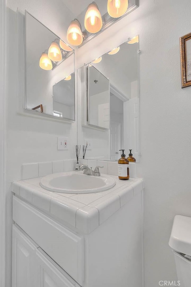 4315 W 145th St Unit 10, Lawndale, CA 90260 - half bathroom with vanity and toilet