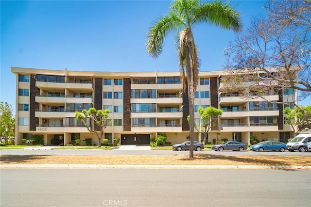 4505 California Ave Unit 506, Long Beach, CA 90807 - view of apartment building / complex