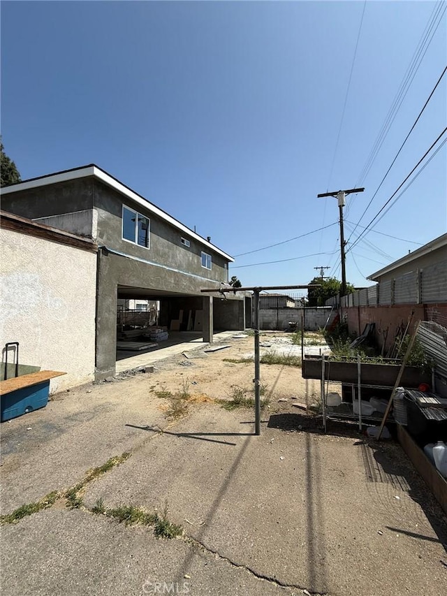 7107 Coldwater Canyon Ave, North Hollywood, CA 91605 - view of yard