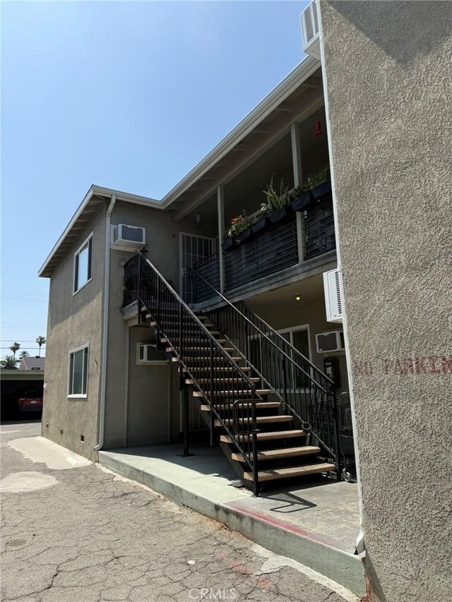 7107 Coldwater Canyon Ave, North Hollywood, CA 91605 - photo 4