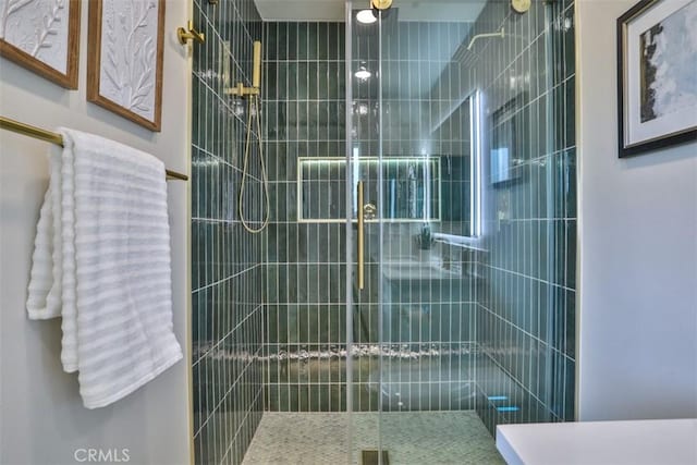 13181 Olympia Way N, Tustin, CA 92705 - full bathroom with tiled shower