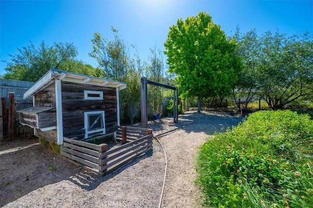 280 Tally Ho Rd, Arroyo Grande, CA 93420 - view of yard featuring exterior structure and an outdoor structure