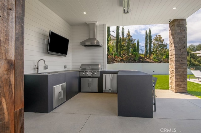 2775 Calbourne Ln, Westlake Village, CA 91361 - view of patio with a sink