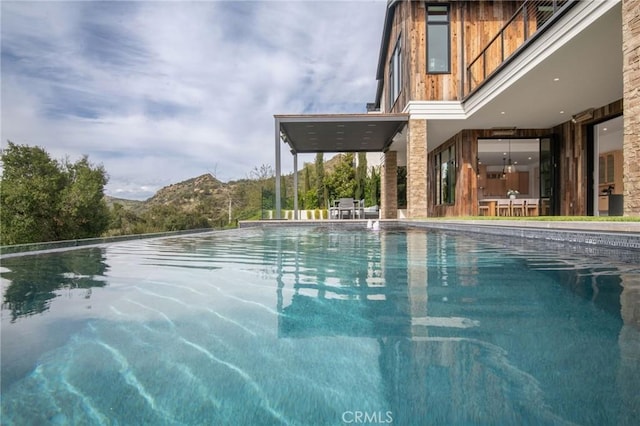 2775 Calbourne Ln, Westlake Village, CA 91361 - view of outdoor pool
