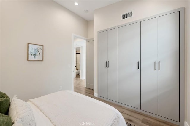 1802 Blossom Ln, Redondo Beach, CA 90278 - bedroom with light wood finished floors, a closet, and recessed lighting