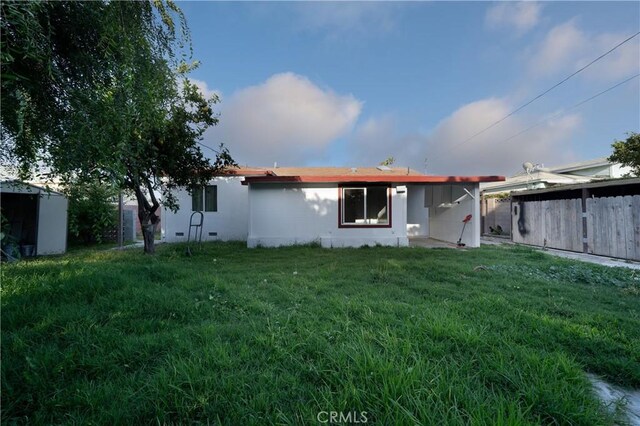 15251 Cedarwood Ave, Midway City, CA 92655 - view of back of property