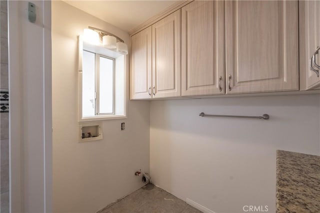 600 Moreno Ln, Sugarloaf, CA 92386 - laundry room featuring cabinet space and washer hookup