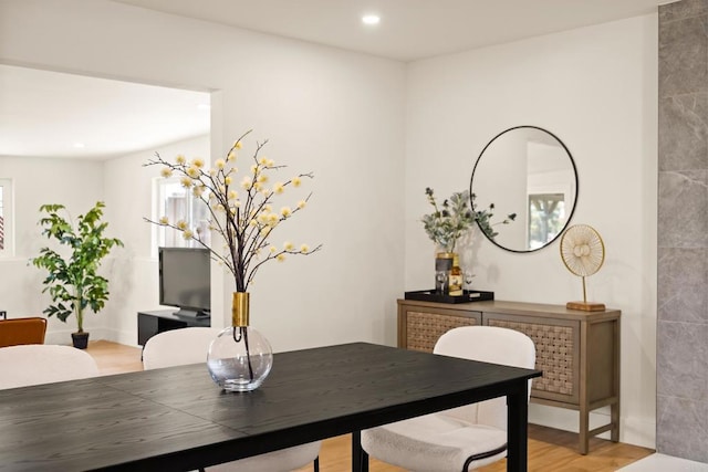 101 Coolwater Dr, San Diego, CA 92114 - dining room featuring light wood-style flooring and recessed lighting