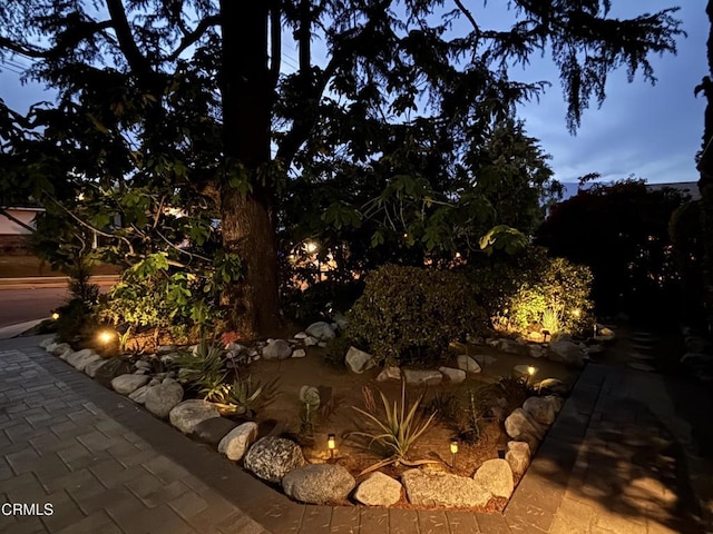 10316 Newhome Ave, Sunland, CA 91040 - photo 37