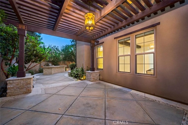 21 Land Bird, Irvine, CA 92618 - view of patio / terrace with a pergola and exterior kitchen