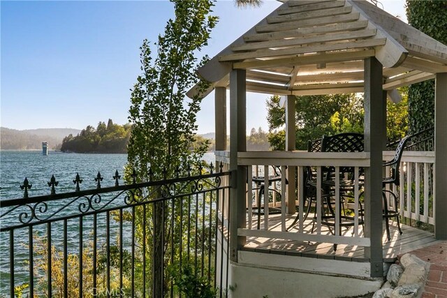 923 Lake Edge Way, Lake Arrowhead, CA 92352 - photo 63
