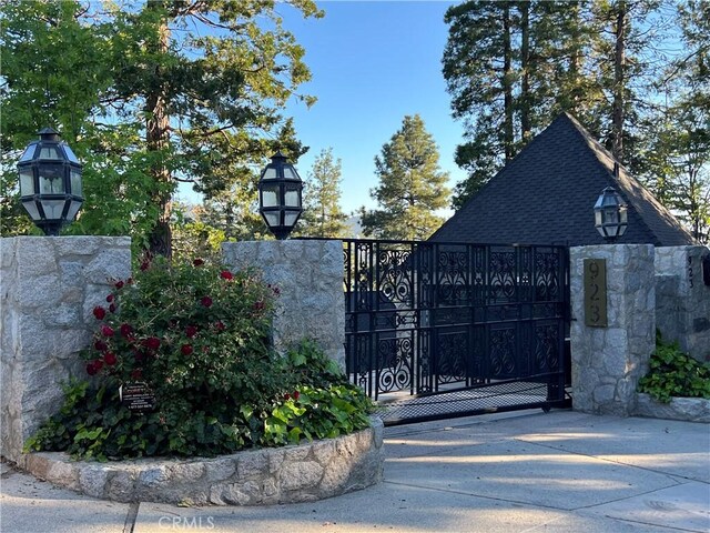 923 Lake Edge Way, Lake Arrowhead, CA 92352 - photo 73