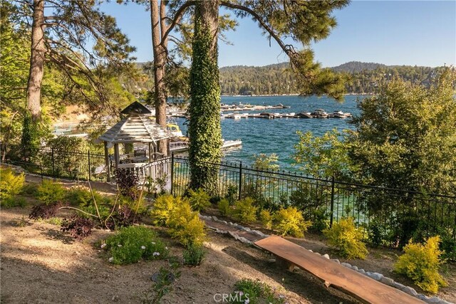 923 Lake Edge Way, Lake Arrowhead, CA 92352 - photo 56