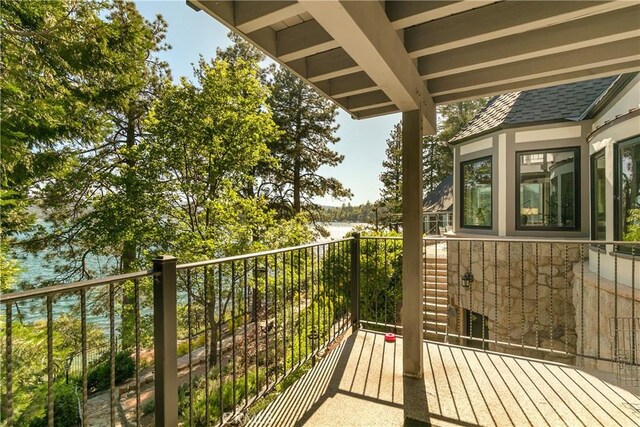 923 Lake Edge Way, Lake Arrowhead, CA 92352 - photo 26