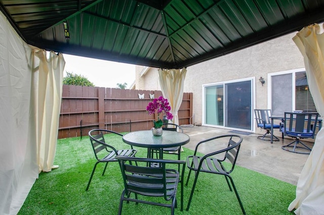 6919 Sandleford Way, San Diego, CA 92139 - view of patio / terrace