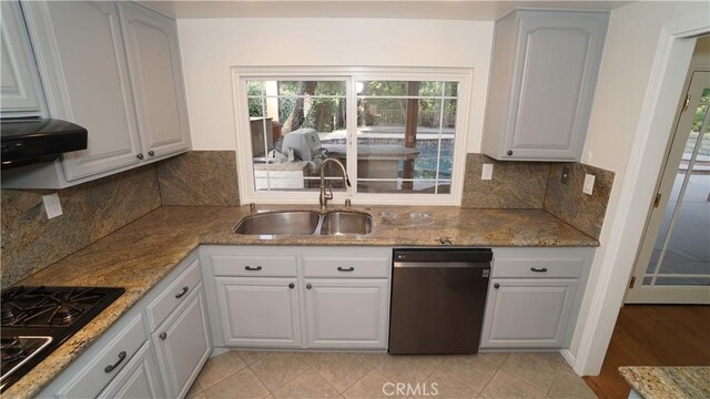 24530 Breckenridge Pl, Newhall, CA 91321 - kitchen with dishwasher, a sink, black gas cooktop, exhaust hood, and healthy amount of natural light